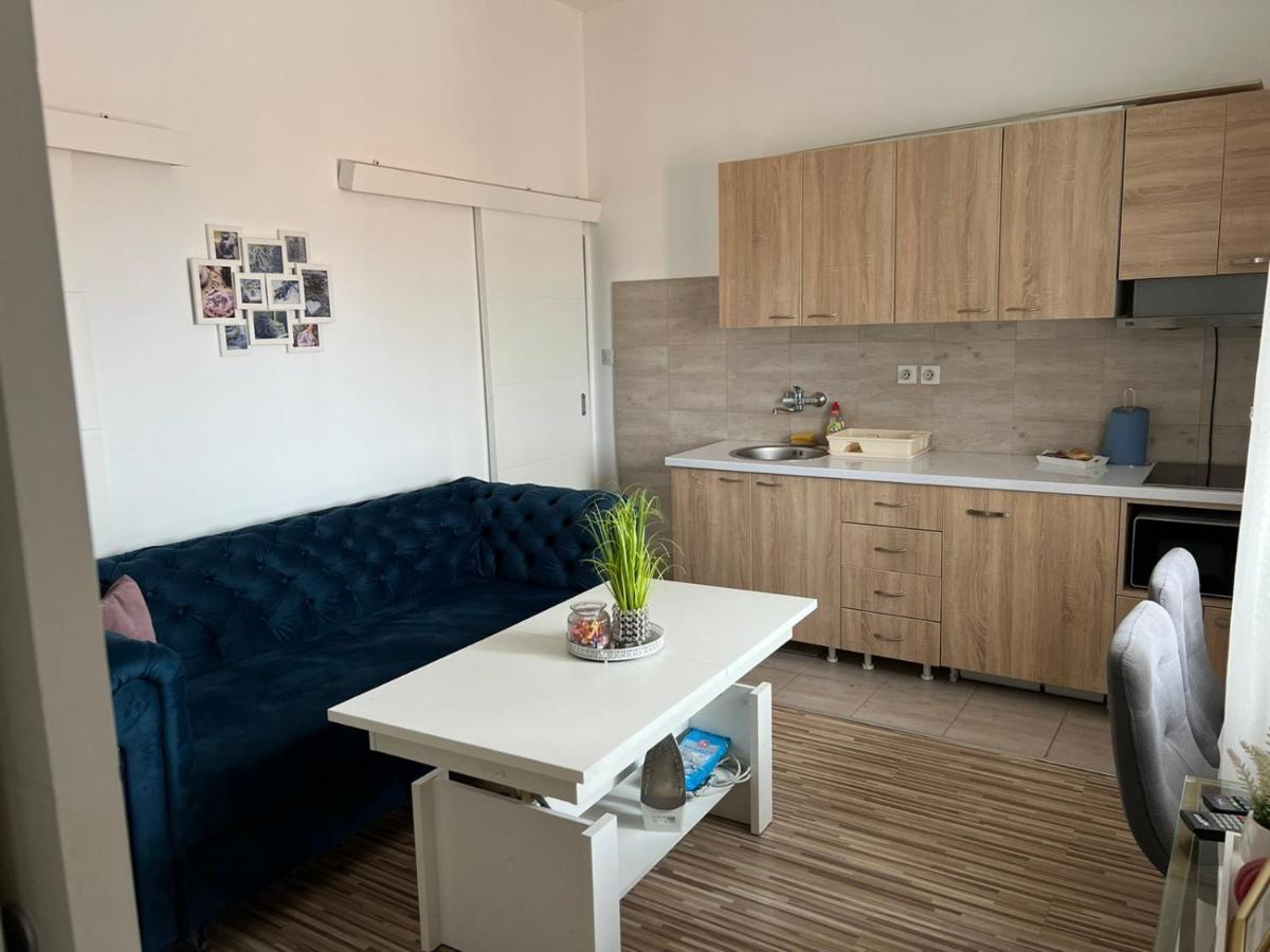 Apartament Apartman Emova Pula Zewnętrze zdjęcie