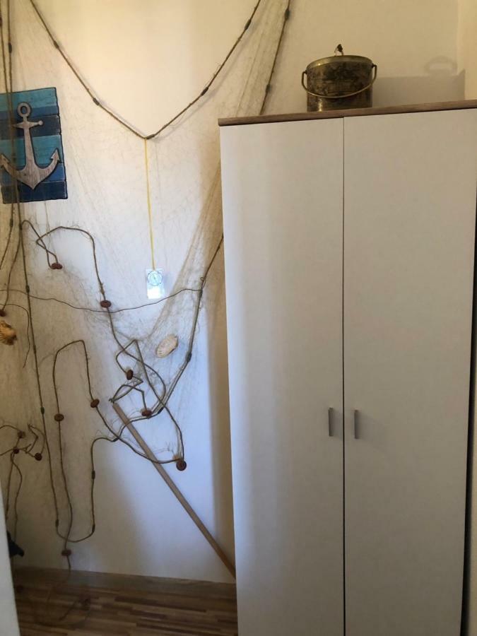 Apartament Apartman Emova Pula Zewnętrze zdjęcie