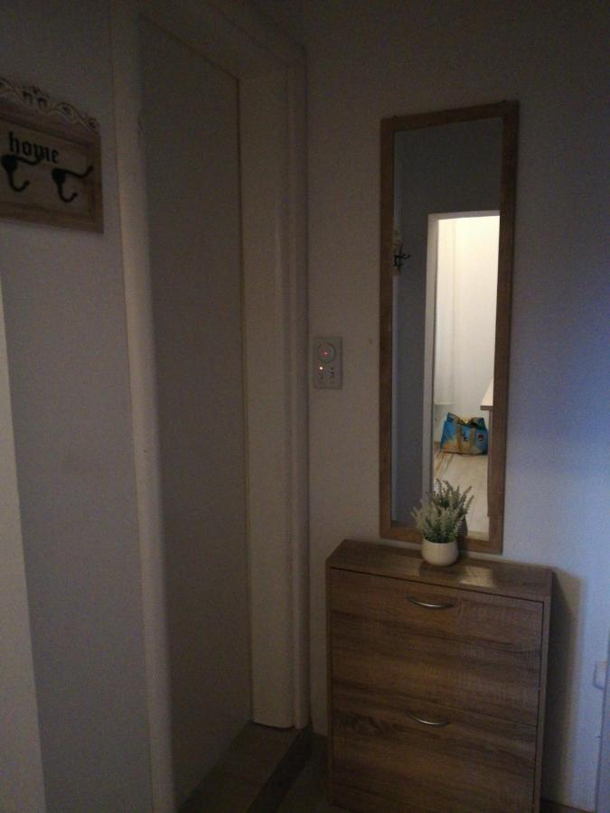 Apartament Apartman Emova Pula Zewnętrze zdjęcie